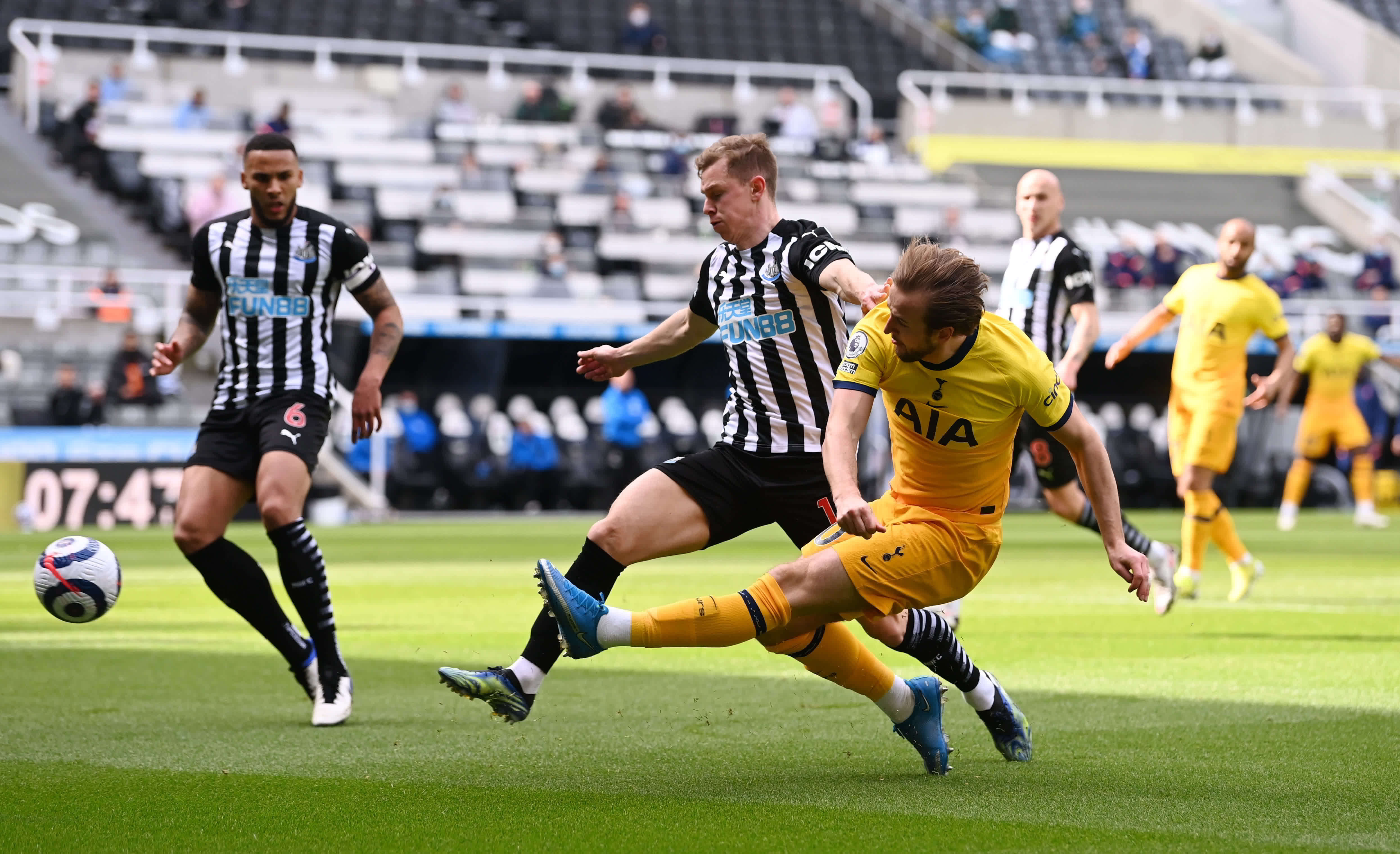 态上的巨大 态上的巨大