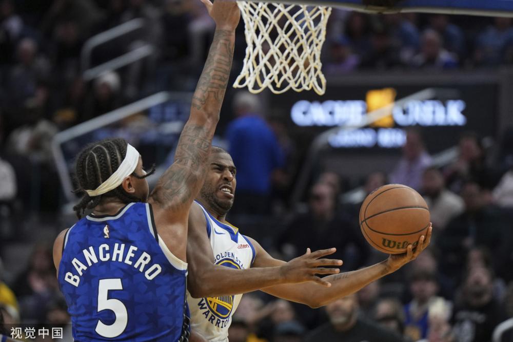 琼斯在本场 琼斯在本场