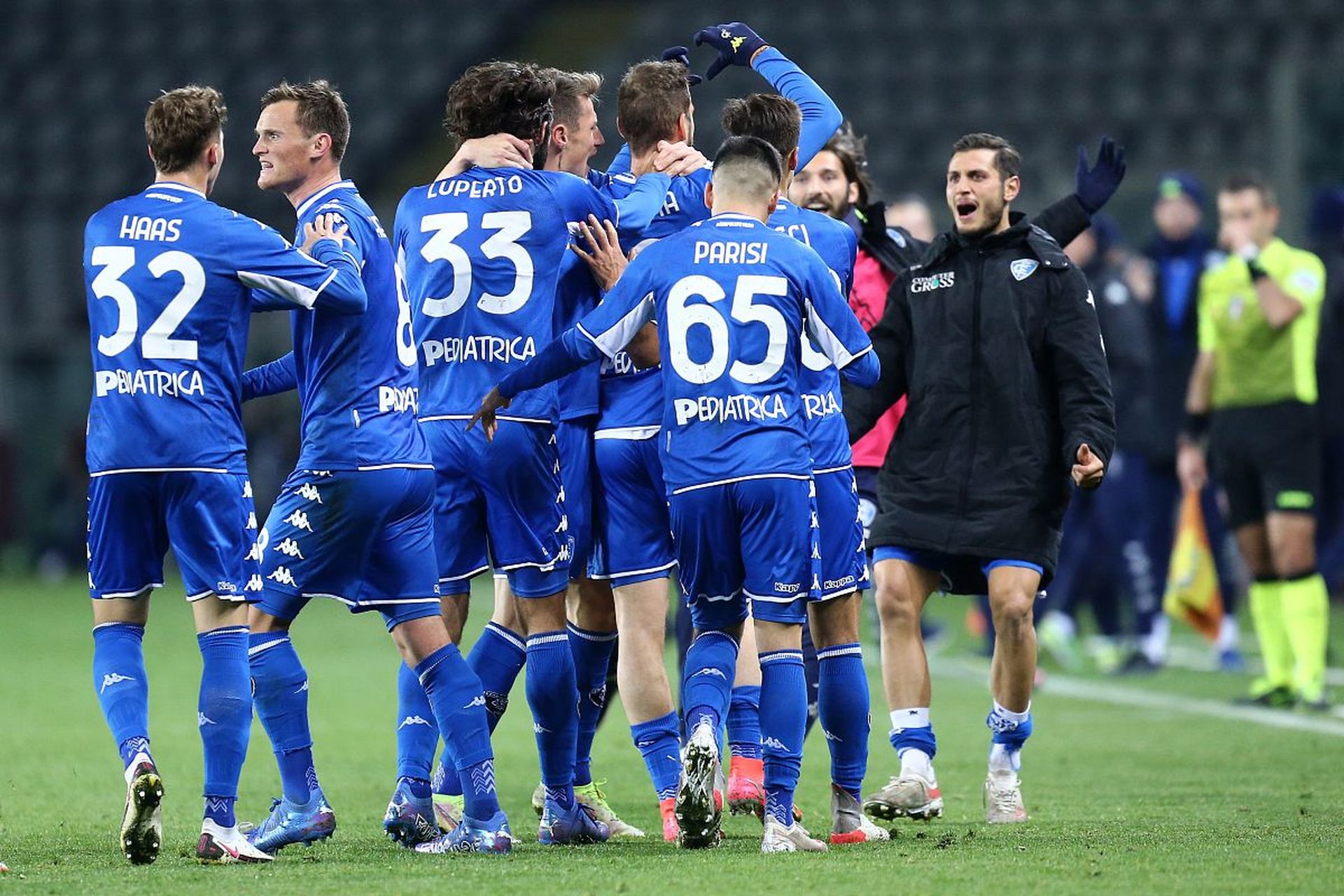 这不仅是在 这不仅是在